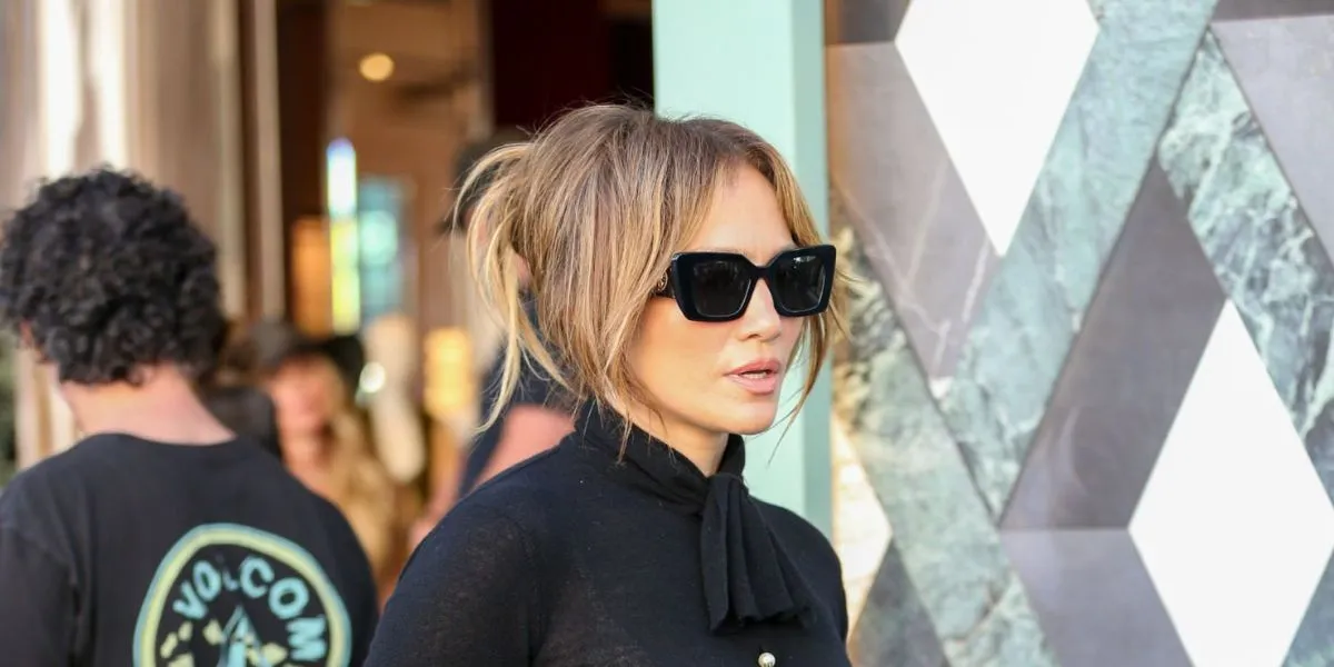 Burberry Daisy BE4344 3001/87- As Seen on Jennifer Lopez & Da'Vine Joy Randolph