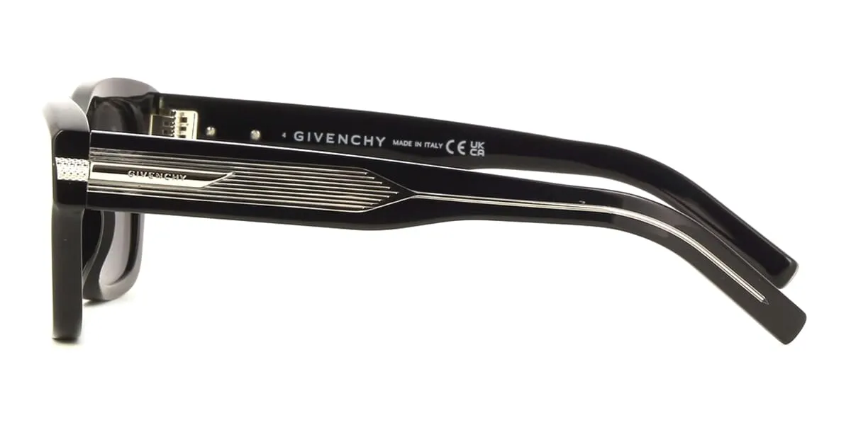 Givenchy GV One GV40090I 01A