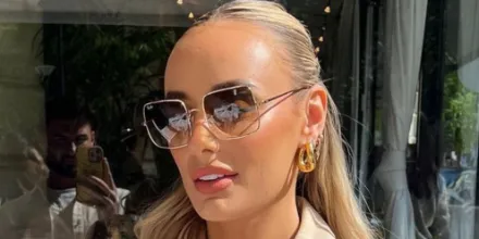 Ray-Ban Square RB 1971 9147/51 - As Seen On Kyle Richards & Maura Higgins