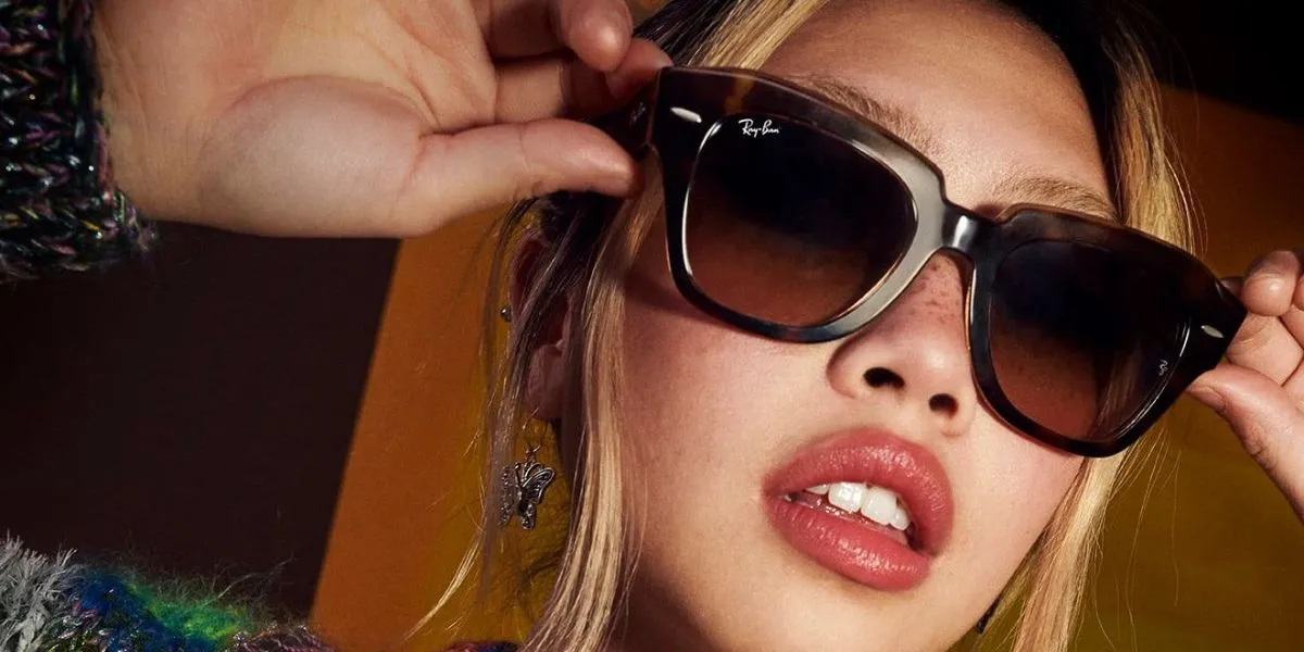 Ray-Ban State Street RB 2186 1324/BG - As Seen On Beabadoobee